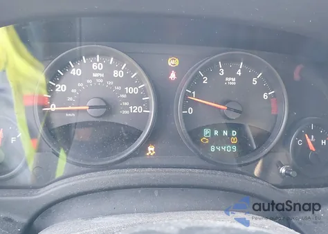 2011 Jeep Compass z USA, uszkodzony, nr VIN 1J4NT1FA4BD213994